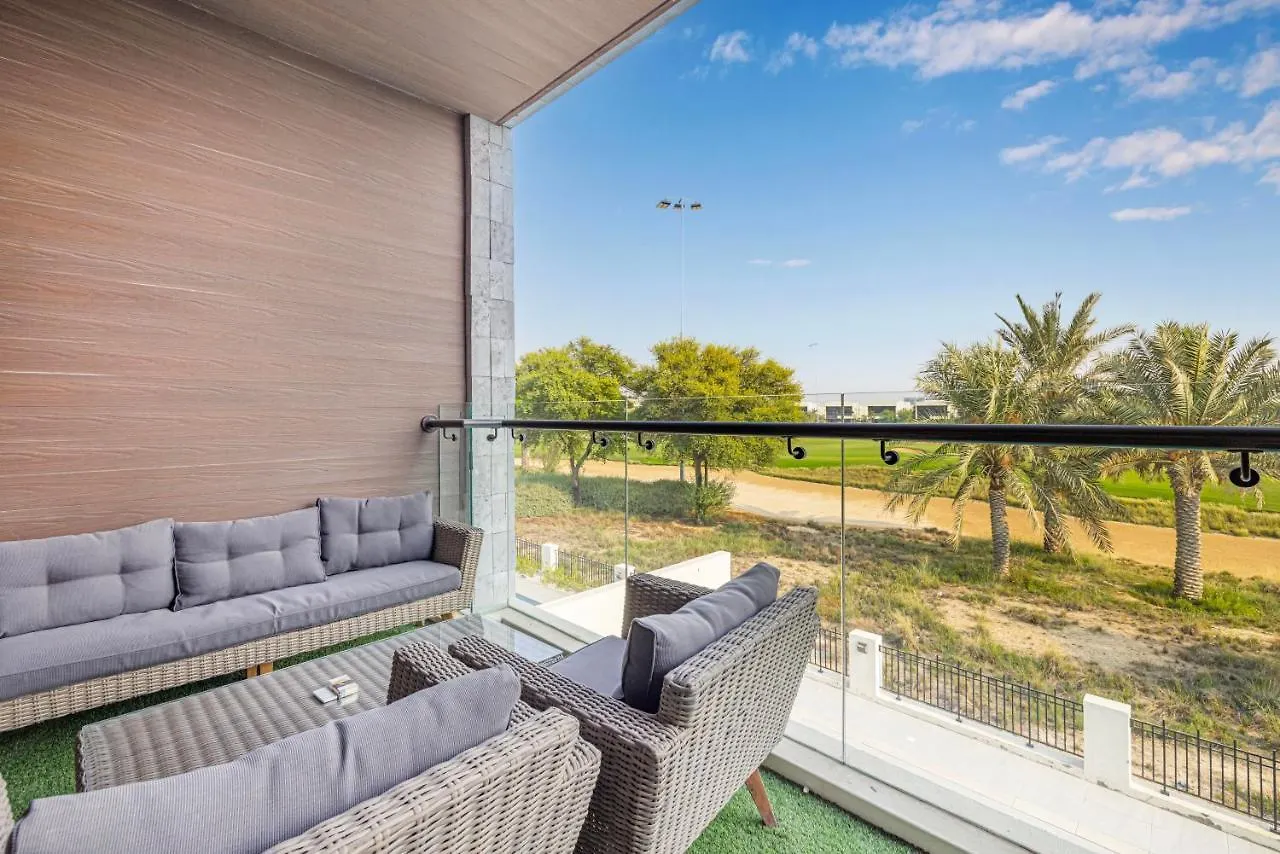 Apartment Daniels 5Br Villa With Private Pool At Damac Hills Dubai