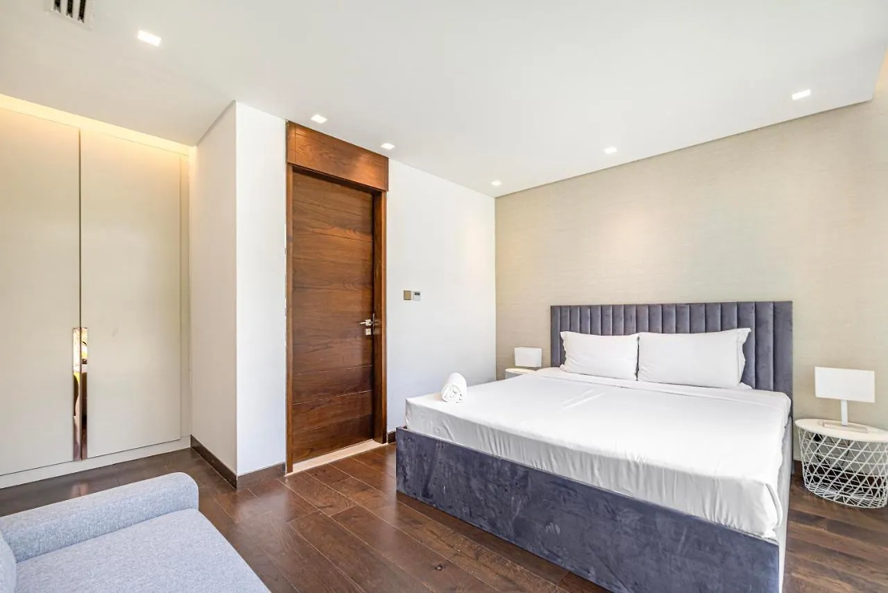 Daniels 5Br Villa With Private Pool At Damac Hills Dubai Apartment
