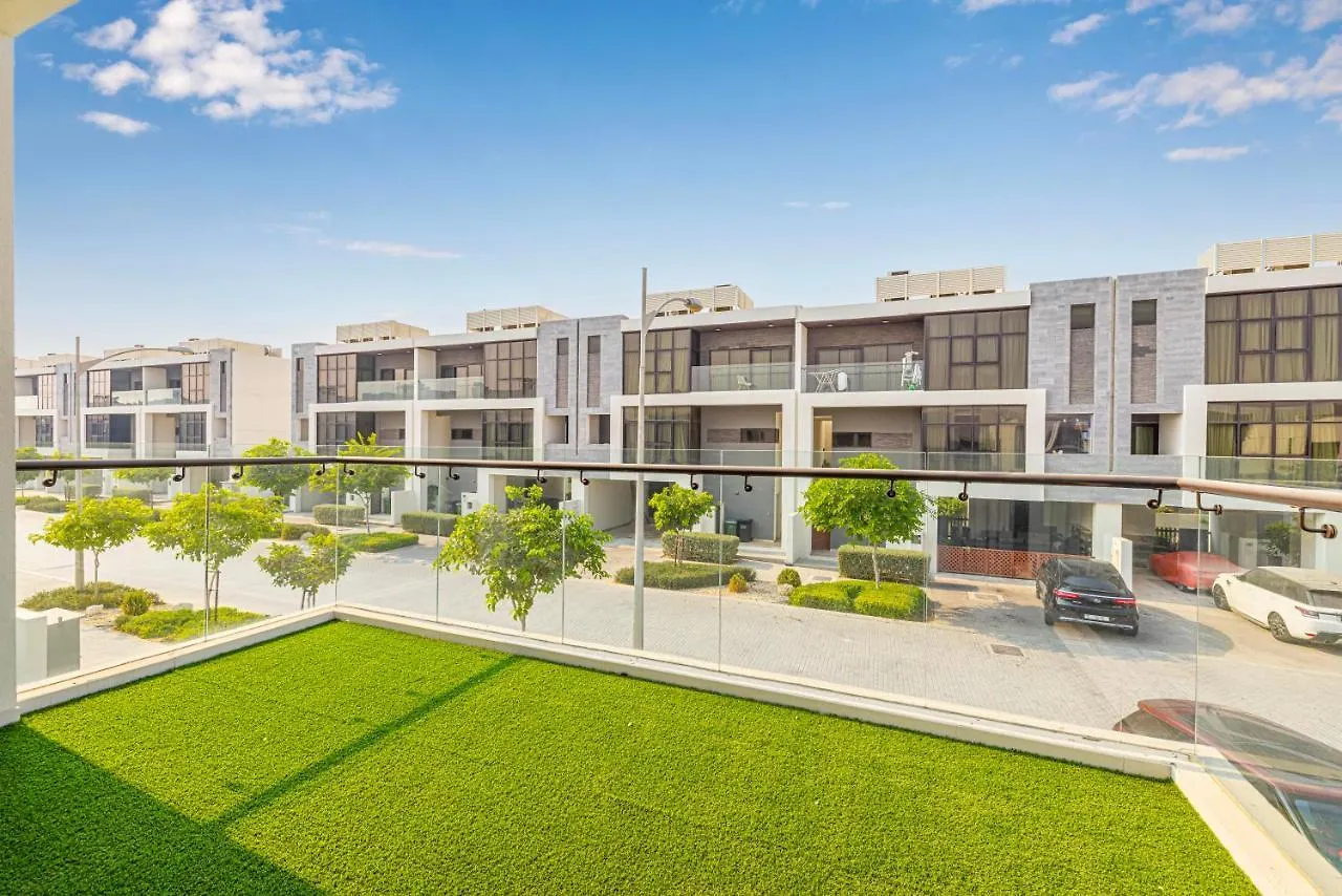 Apartment Daniels 5Br Villa With Private Pool At Damac Hills Dubai United Arab Emirates