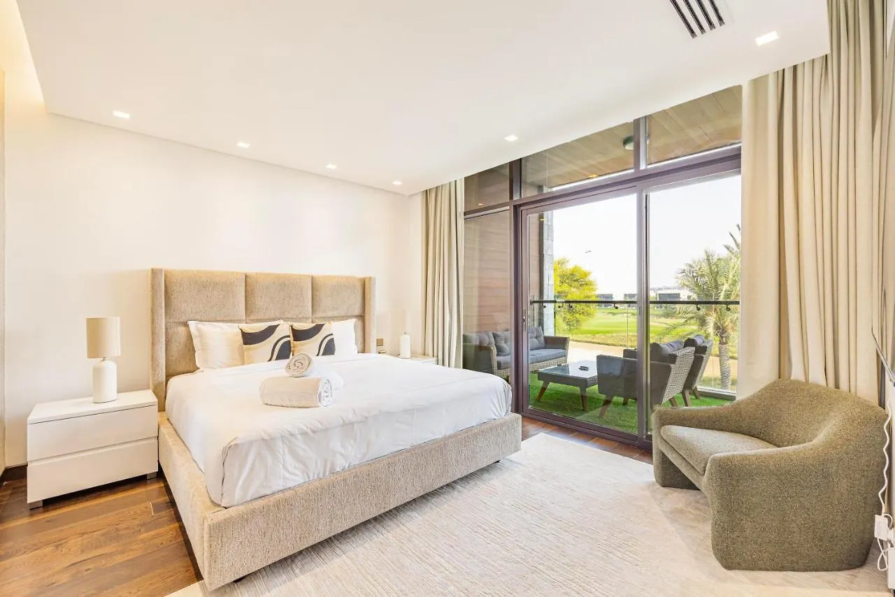 Apartment Daniels 5Br Villa With Private Pool At Damac Hills Dubai United Arab Emirates